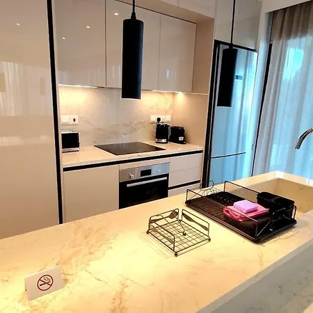 Zantis Executive 202 Apartman *
